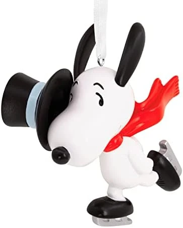 Hallmark Peanuts Linus Hugging Blanket Christmas Ornament, Multicolor (0002HCM9371) 6 Hallmark Peanuts Linus Hugging Blanket Christmas Ornament, Multicolor (0002HCM9371) - Image 6