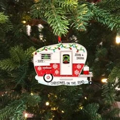 UniqXmas Personalized RV Christmas Ornament 2023 - Free Customization | Pop Up Christmas Camper, Travel Trailer, Motorhome Winter Vacation For Xmas Tree | First-Time RVer Keepsake - Custom Name & Year -Department 56 Shop 51LHVpHI67L