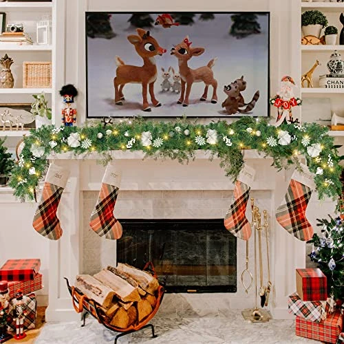 FUNPENY 9 FT Artificial Christmas Garland, Pre-Lit 50 LED Battery Operated Lighted Silver Berries Snowflake Xmas Garland With 8 Modes For Indoor Holiday Door Home Decorations 4 FUNPENY 9 FT Artificial Christmas Garland, Pre-Lit 50 LED Battery Operated Lighted Silver Berries Snowflake Xmas Garland With 8 Modes For Indoor Holiday Door Home Decorations - Image 4