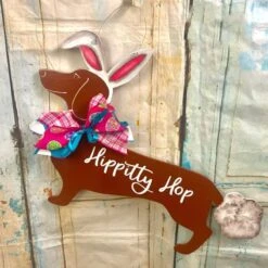 Easter Dachshund Door Hanger Wooden Door Hanger Ornaments Rustic Dachshund Welcome Sign Front Door Porch Decor 1PC15.7 * 17.7 Inch Easter Gifts Housewarming Gifts (Brown)