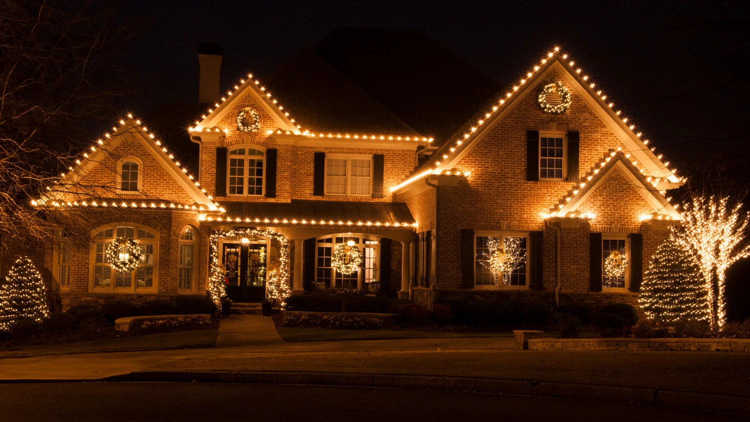 Kringle Traditions Incandescent Mini String Lights, Indoor Mini Tree Lights, Outdoor Christmas Mini Lights, Colorful Christmas Mini Lights, Green Wire (50 Lights / 6” Spacing / 25.5 Ft, Gold) 6 Kringle Traditions Incandescent Mini String Lights, Indoor Mini Tree Lights, Outdoor Christmas Mini Lights, Colorful Christmas Mini Lights, Green Wire (50 Lights / 6” Spacing / 25.5 Ft, Gold) - Image 6